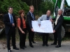 Am 20. Mai 2009 erfolgte der Spatenstich zur neuen Straße, vorgenommen durch Vertreter der Hoppmann Stiftung, der Stadt Siegen und der Sparkasse Siegen.
